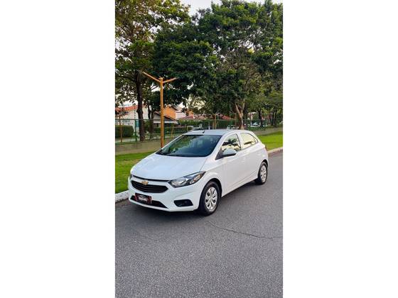 CHEVROLET ONIX 1.0 MPFI LT 8V FLEX 4P MANUAL CHEVROLET ONIX 1.0 MPFI LT 8V FLEX 4P MANUAL